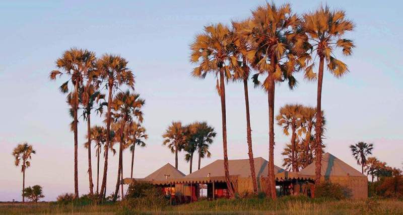 Jacks' Camp (Makgadikgadi Pans) Botswana - www.photo-safaris.com