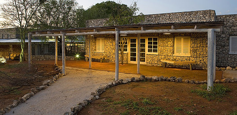 Andersson's Camp at Ongava - www.photo-safaris.com