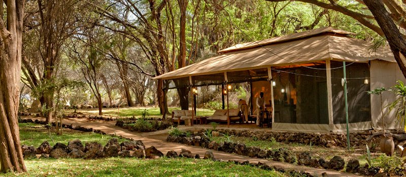 Larsens Camp (Samburu / Shaba Game Reserve) Kenya - www.photo-safaris.com