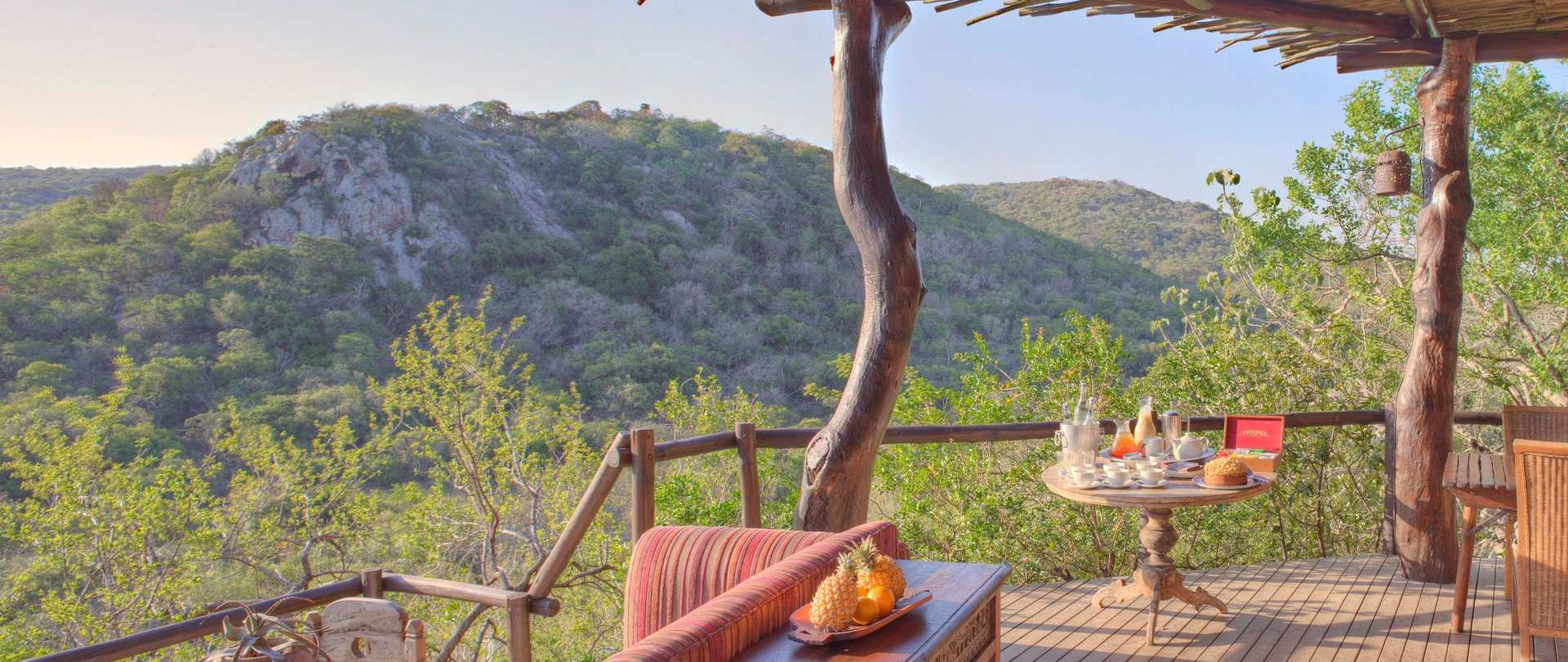Phinda Mountain Lodge (Phinda Private Reserve, KwaZulu, Natal) South Africa - www.photo-safaris.com