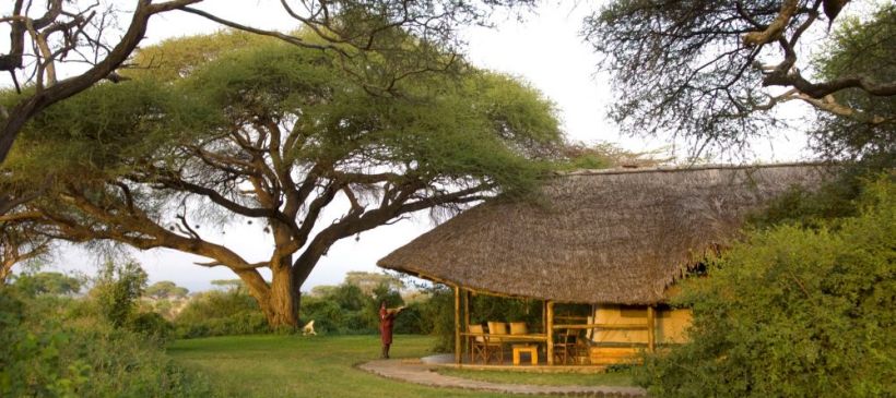 Tortilis Camp (Amboseli National Park) Kenya - www.photo-safaris.com